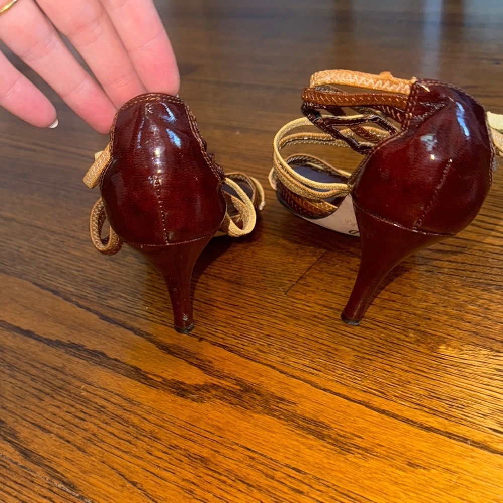 New York Transit Brown and Tan Strappy Heels Size 8.5 - Picture 4 of 7